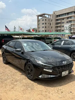 2021 Hyundai Elantra SE Black