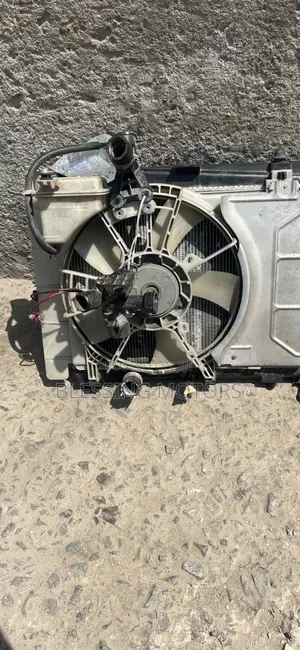 Toyota Yaris Radiator Tank