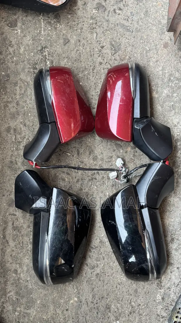 Toyota RAV4 Driving Side Mirror (2008-2025) - 1