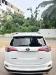 2018 Toyota RAV4 XLE SUV AWD - 4