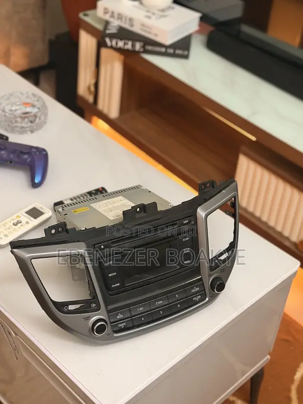 2015 Hyundai Tucson Radio Fascia Panel & Android Head Unit - 1