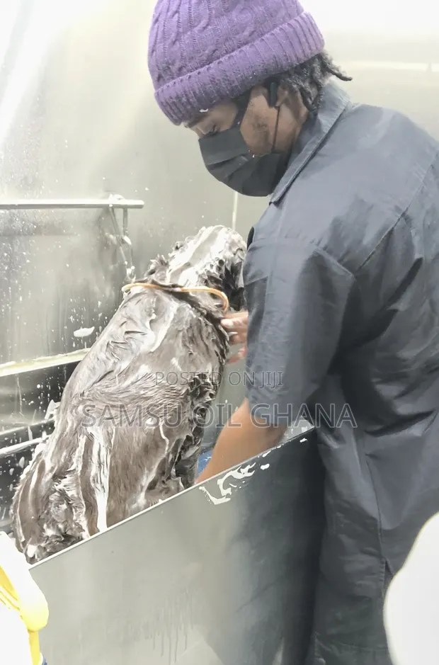 Dog and Cat Grooming Salon in Accra - 1