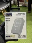 Faiza Magnetic Wireless 10,000mAh Powerbank - 2