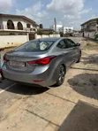 Hyundai Elantra 2016 Silver - 2