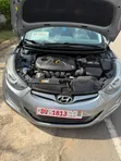 Hyundai Elantra 2016 Silver - 5
