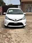Toyota Vitz 1.3 AWD 3dr 2015 White - 5