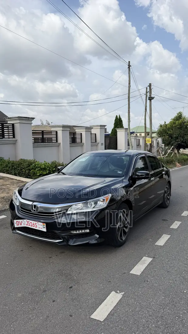 Honda Accord 2016 Black - 1