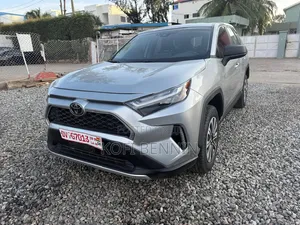 Toyota RAV4 Limited AWD 2023 Silver