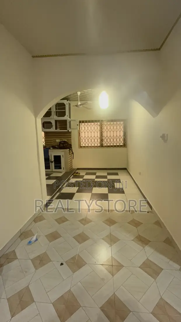 4 Bedroom House for Rent in Kwabenya ACP, Accra - 1