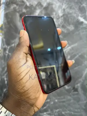 Apple iPhone XR 64GB Red