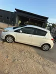 Toyota Vitz 1.5 FWD 5dr 2013 White - 2