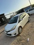 Toyota Vitz 1.5 FWD 5dr 2013 White - 4