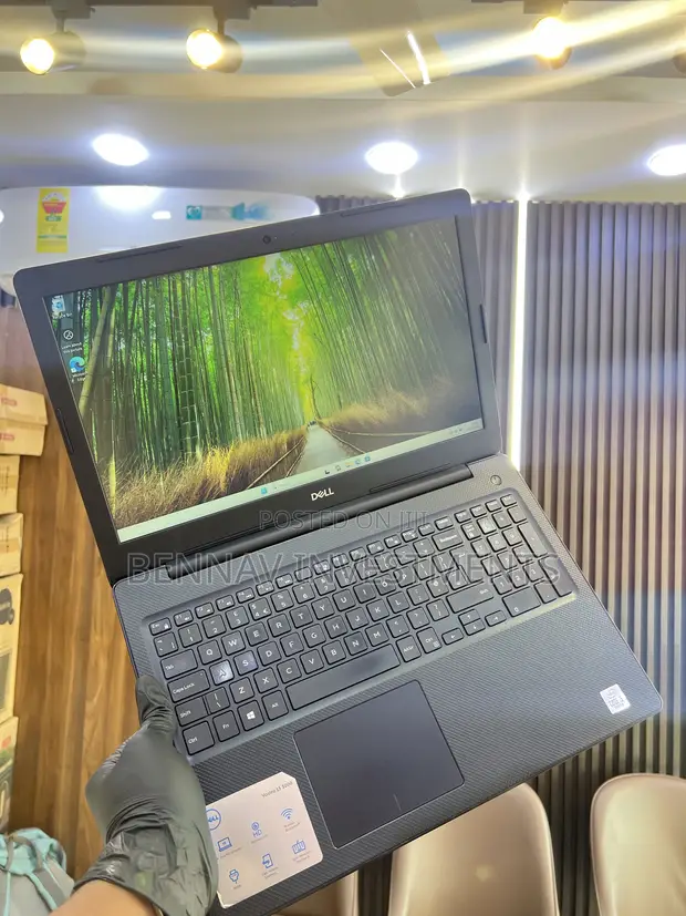 Dell Vostro 15 3591 Laptop - Intel Core i5, 8GB RAM, 256GB SSD - 1