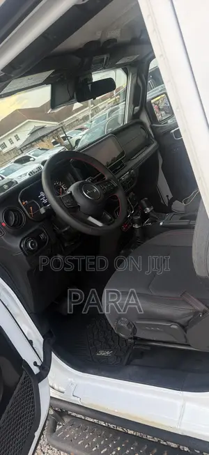 Jeep Wrangler 2024 White