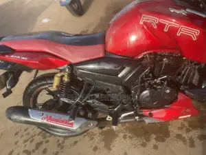 TVS Apache 180 RTR 2021 Red