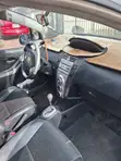 Toyota Yaris 2010 Silver - 5