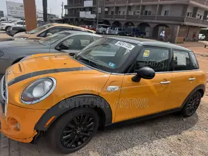 2015 Mini Cooper S 2dr Hatchback (2.0L Turbo)