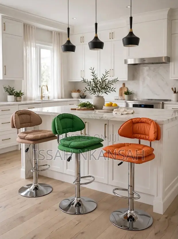 VIG Furniture Rotating Adjustable Height Kitchen Stools - 1