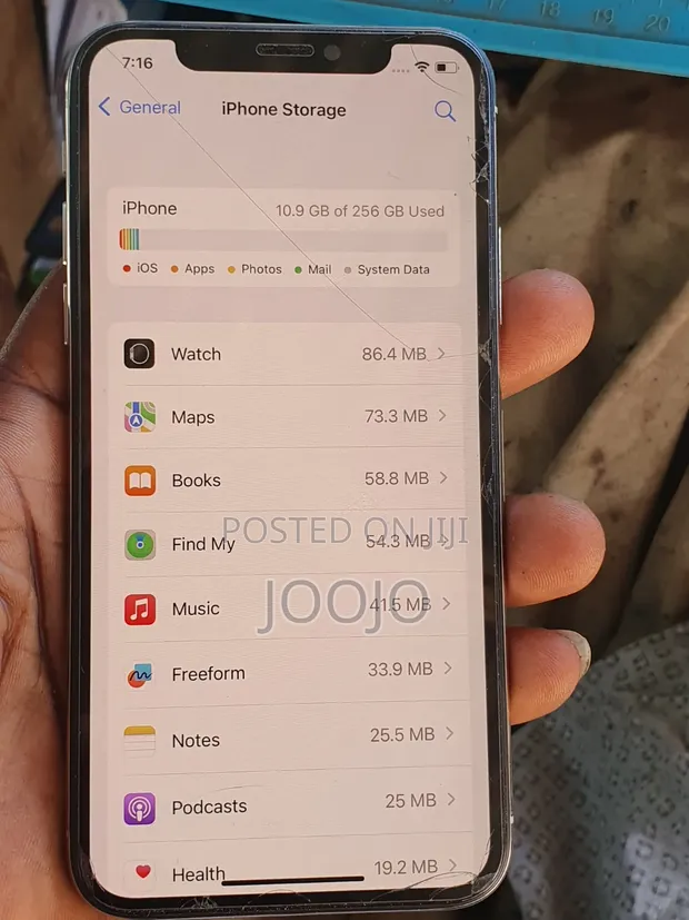 Apple iPhone X 256GB White - 1