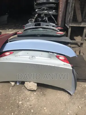 Toyota Corolla Boot and Bonnet