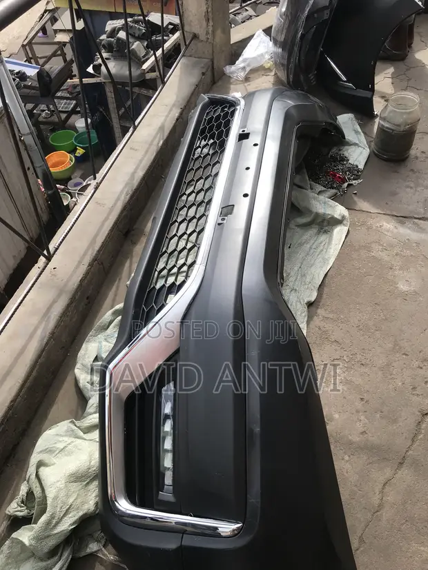 Honda CR-V 2024 Front Grille & Complete Number - 1