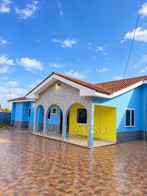 3 Bedroom Self Compound for Rent - School Junction