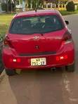 Toyota Yaris Base Hatchback 2010 Red - 3