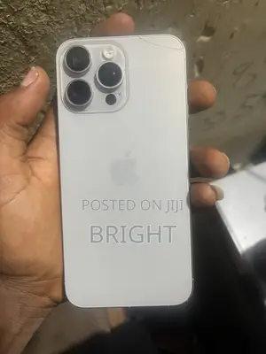 Apple iPhone 15 Pro Max 256GB White
