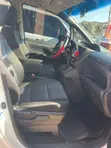 Toyota Voxy X 2WD 8-Seater 2017 White - 2