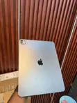 Apple iPad Pro 13" (2025) 512GB Gray - 4