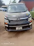 Toyota Voxy X 4WD 8-Seater 2013 Black - 1