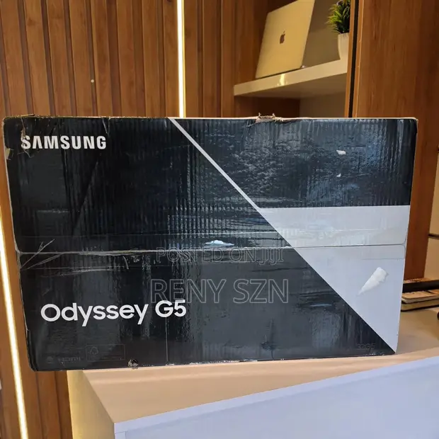 Samsung Odyssey G5 32-inch Gaming Monitor 144Hz - 1
