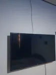 Skyvest 32-Inch TV - 2