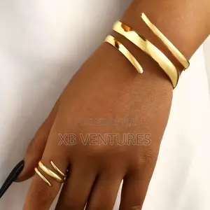 2PCS Exaggerated Spiral Wide Alloy Ladies Bracelet Ring Set