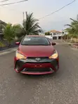 Toyota Yaris L Hatchback 2018 Burgundy - 1
