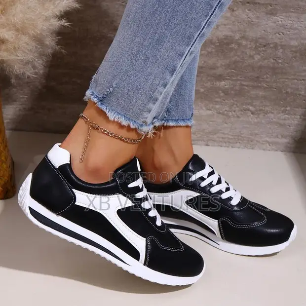New Style Flat German Training Shoes - Women's - 1
