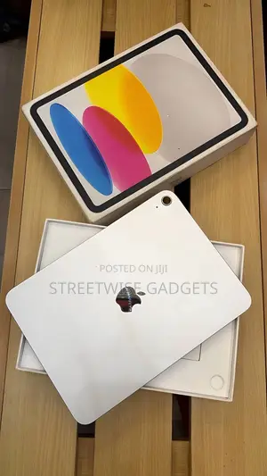 Apple iPad (2025) 128GB Silver