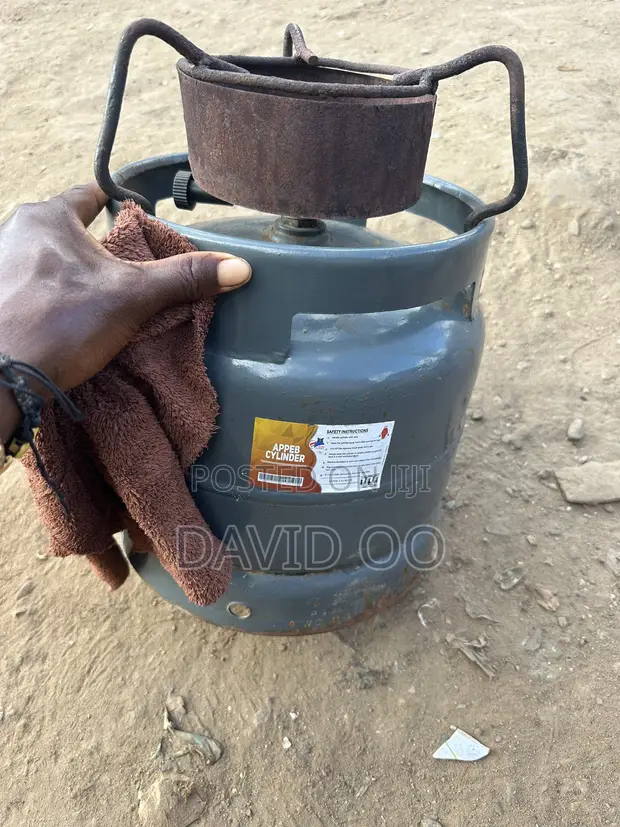 Used 6kg Gas Cylinder - 1