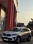 Kia Sorento 2019 Silver - 2