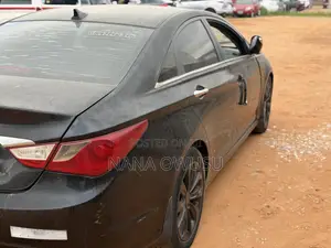 Hyundai Sonata Limited 2.0T Sedan 2013 Black