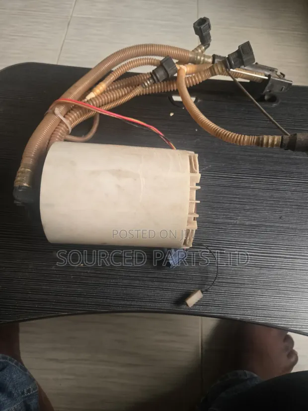 Porsche V8 Fuel Pump - Panamera V8 Compatible - 1