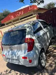 Kia Morning 2012 White - 2