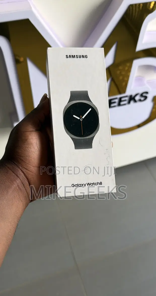 Samsung Galaxy Watch8 40mm Graphite - 1