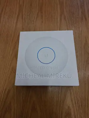 Ubiquiti U6 Pro WiFi 6 Access Point