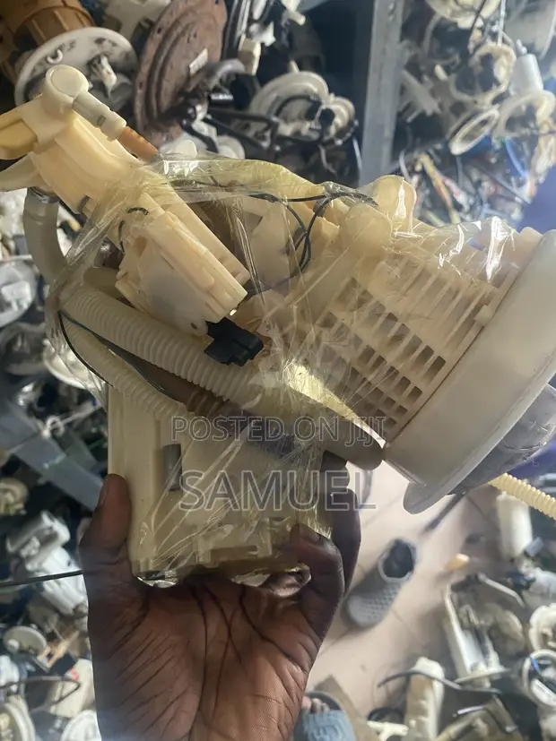 Chrysler 300 Fuel Pump and Filter - 1