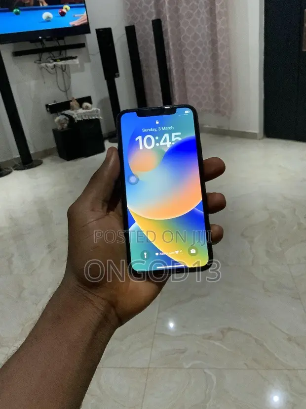 Apple iPhone 11 Pro 256GB Gray - 1