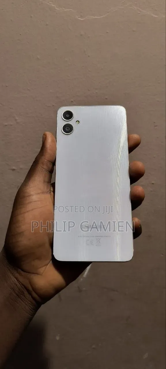 Samsung Galaxy A05 64GB White - 1