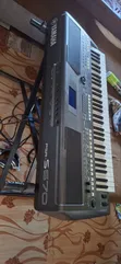 Yamaha PSR-S670 Electronic Keyboard - 2