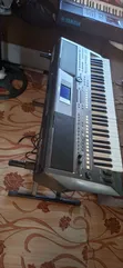 Yamaha PSR-S670 Electronic Keyboard - 3