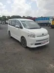 Toyota Voxy 2013 White - 1